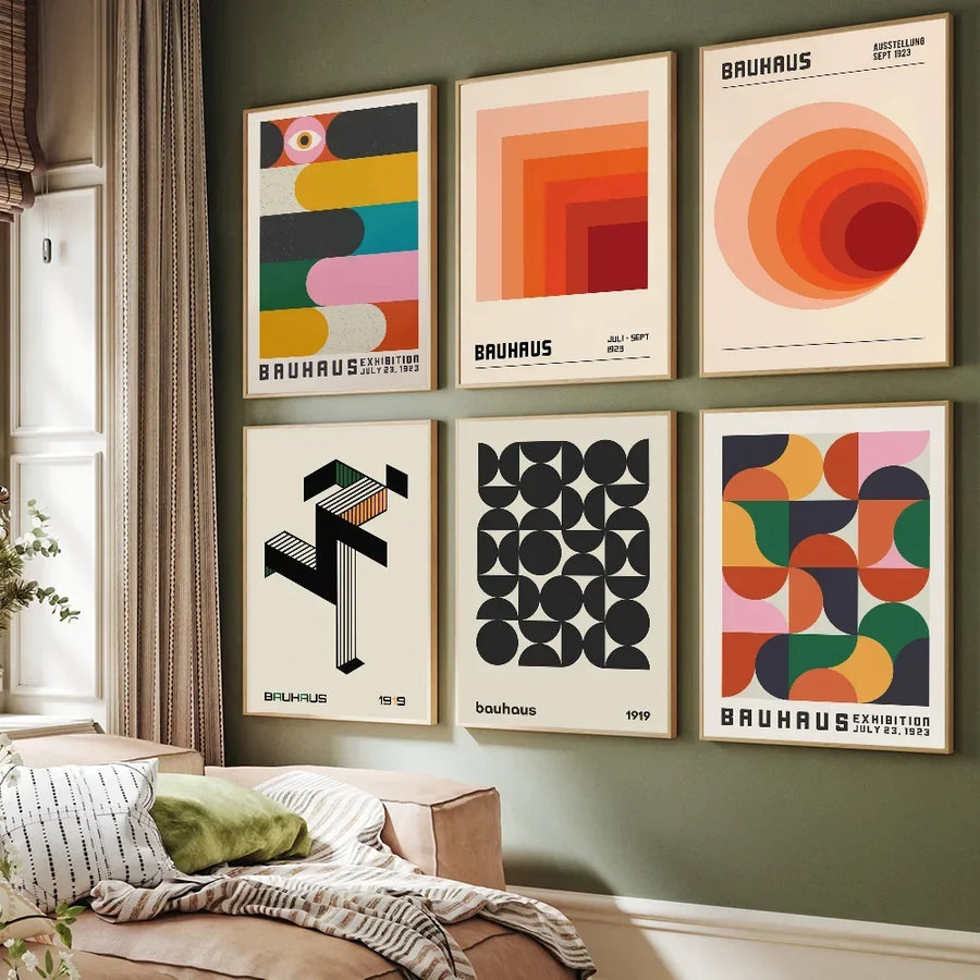 Bauhaus Design 1920 – Affiche Lignes Vertes Ondulantes
