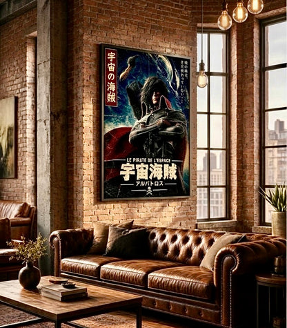 Poster Albator vintage encadré accroché au mur d'un salon, ambiance sombre bleu nuit et rouge, décoration manga et science-fiction