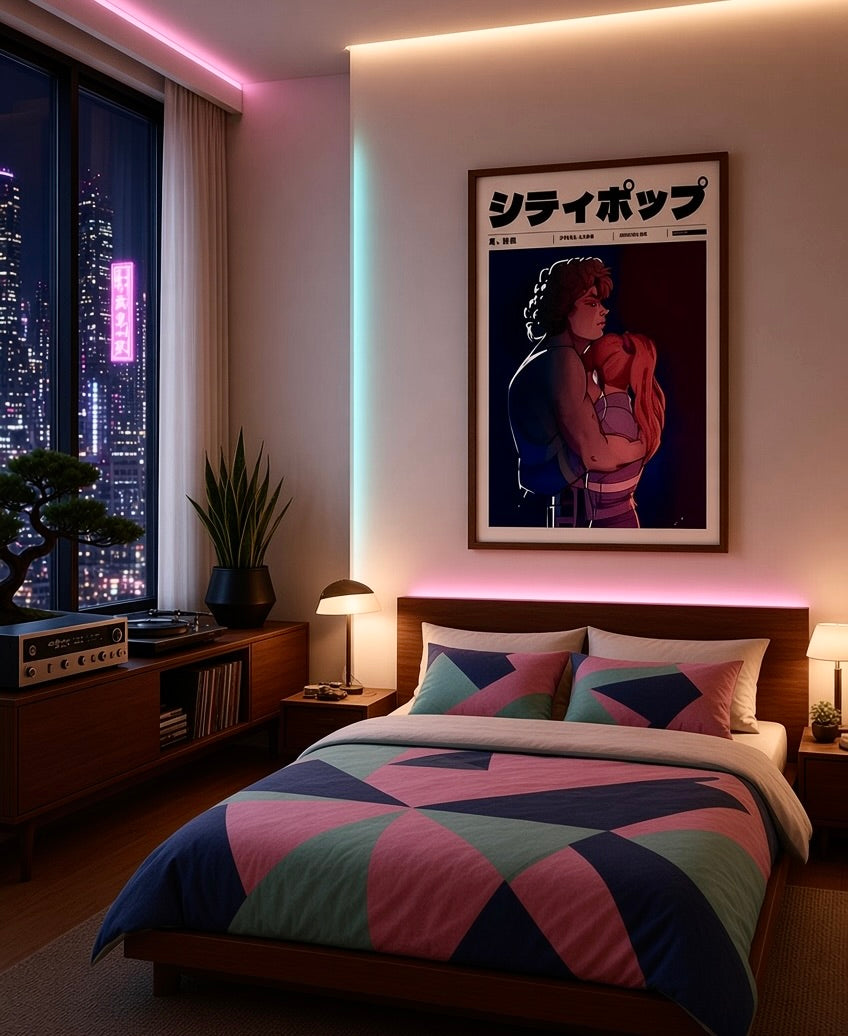 Affiche City Pop étreinte néon style anime, encadrée et accrochée au mur d'un salon