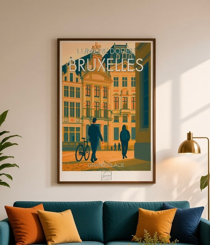Affiche Bruxelles Lumière Dorée posée à plat, scène de rue Grand-Place