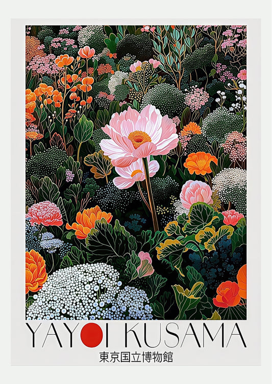 Affiche florale japonaise inspirée de l'univers de Yayoi Kusama, fleurs roses orange blanches et feuillage sur fond noir